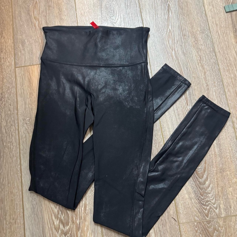 SPANX Black Shimmery High-Waist Leggings with Red Logo Tab